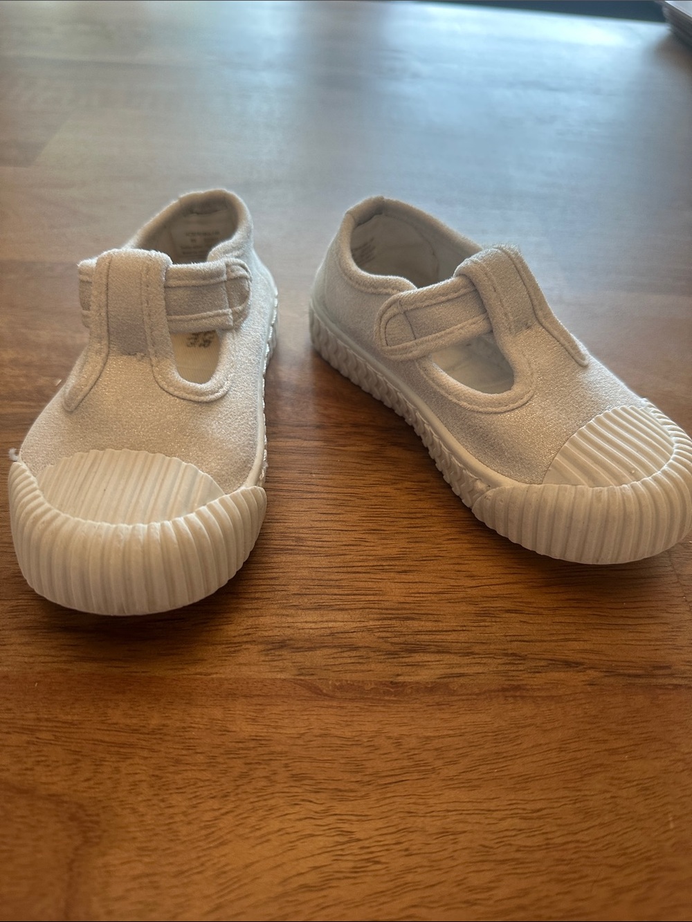 Harper Canyon Serrena T-Strap Canvas Kids Sneakers